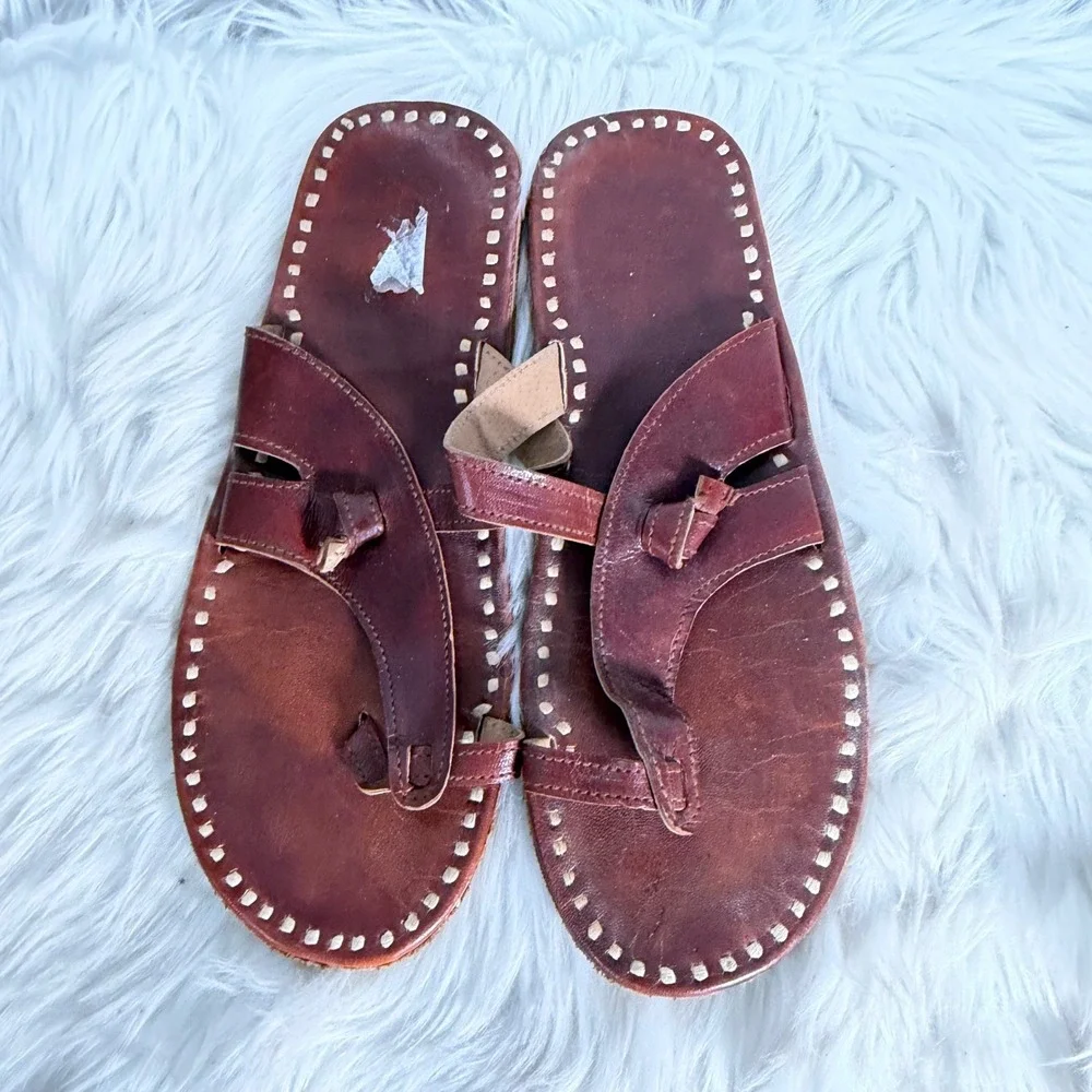 Mens Traditional Leather Kolhapuri Sandals Brown Ethnic T-Strap Chappals Size 50